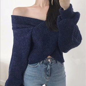 NEW Sweater wrap knit shoulder on/off